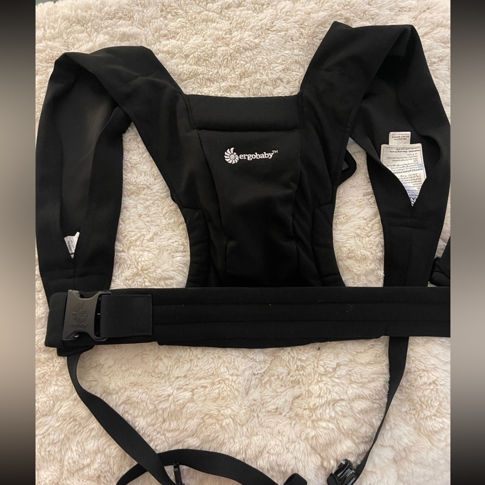 Ergobaby Embrace